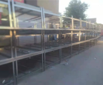 白鋼貨架